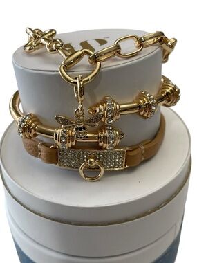 Bomb Party - 2026 Spring Stacks - The Golden Hive - ST49605 - The Bee